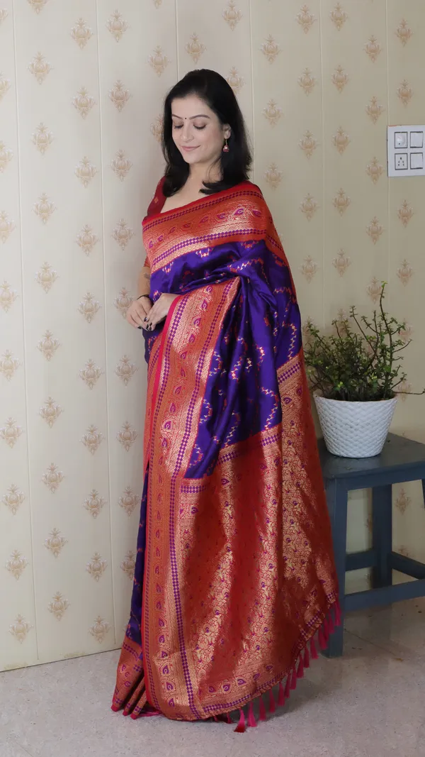 Violet_Premium_Banarasi_Soft_Silk_With_Gold_Zari_Zig_Zag_Geometric_Weaved_Saree_With_Blouse_Piece_For_Women_&_Girl