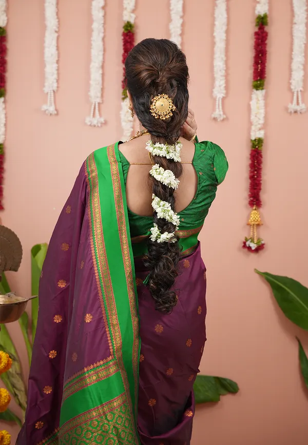 Wine_Green_Soft_Silk_With_Floral_Motifs_Weaved_Saree_With_Blouse_Piece_For_Women_&_Girl