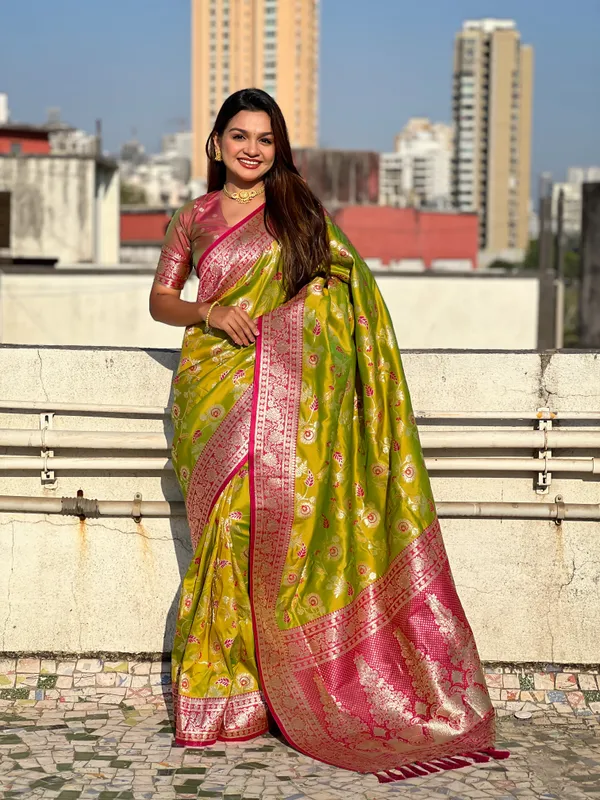 Mehandi_Premium_Banarasi_Soft_Silk_With_Blouse_Piece_For_Women_&_Girls