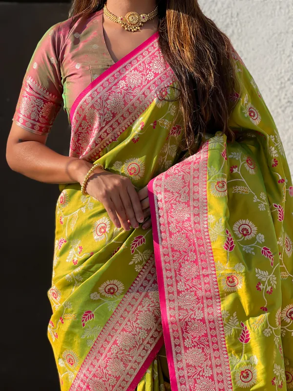 Mehandi_Premium_Banarasi_Soft_Silk_With_Blouse_Piece_For_Women_&_Girls