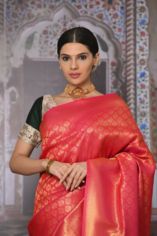 Ruby_Pink_Premium_Kanjivaram_Saree_With_Blouse_Piece_For_Women_&_Girls