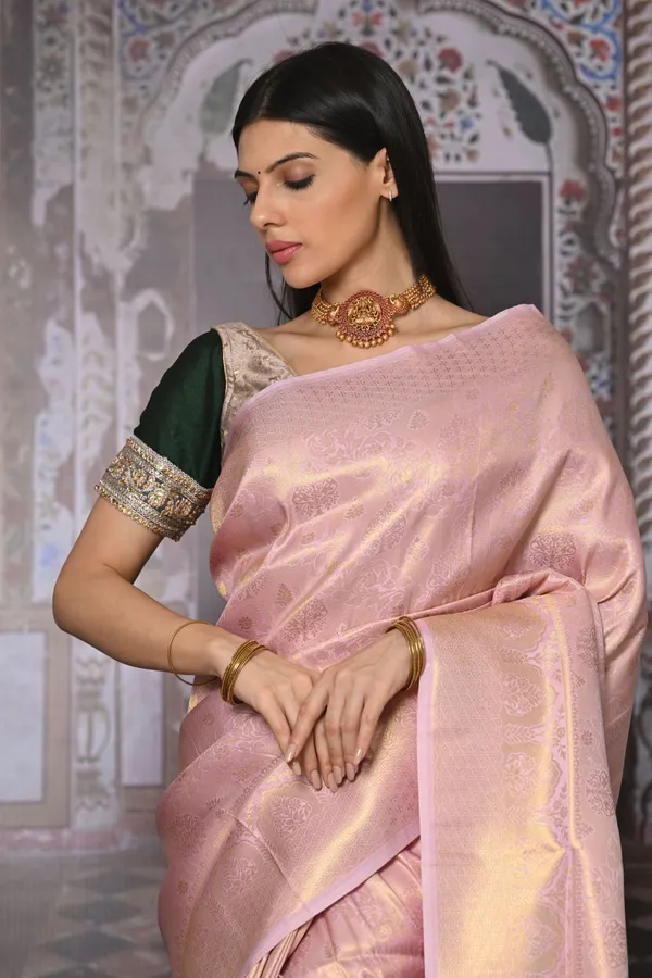 Lilac_Purple_Premium_Kanjivaram_Saree_With_Blouse_Piece_For_Women_&_Girls