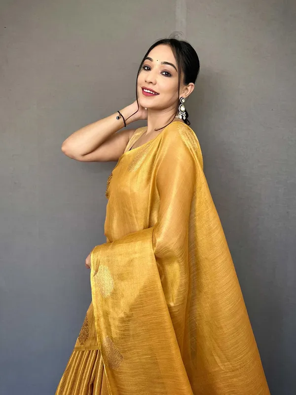 Yellow_Silk_For_Women_&_Girls