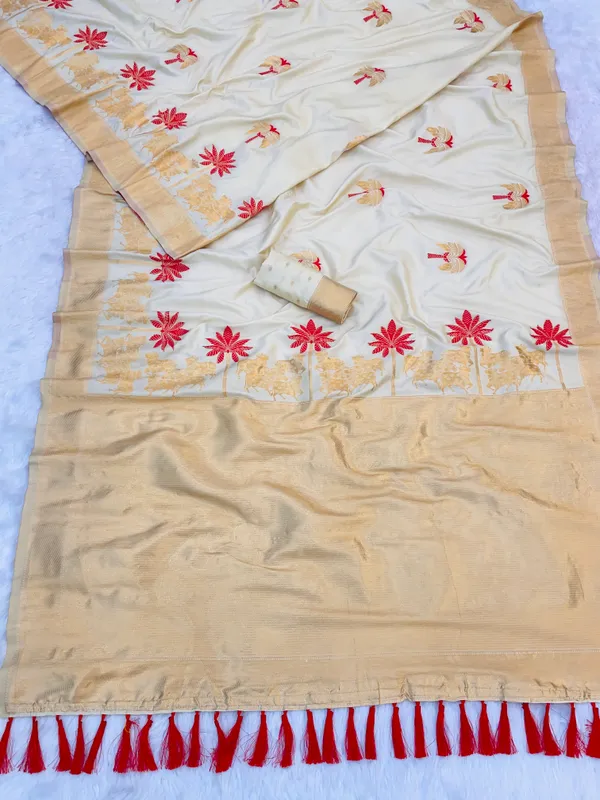 Cream_Soft_Silk_With_Flower_Meenakari_Motifs_Saree_With_Blouse_Piece_For_Women_&_Girl