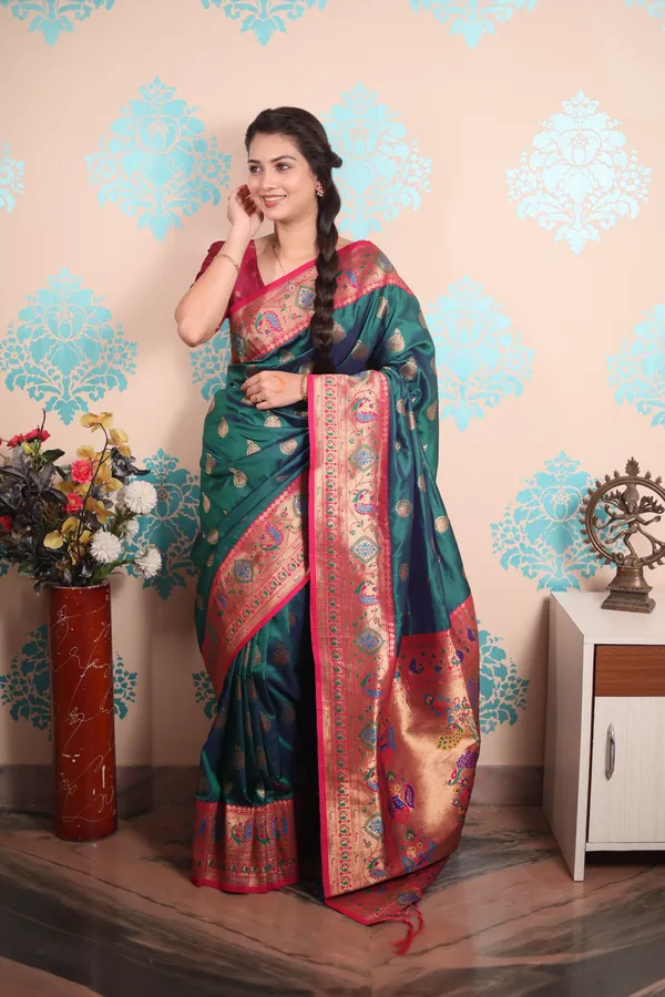 Rama_Paithani_Saree_With_Gold_Zari_Peacock_Motifs_Saree_With_Blouse_Piece_For_Women_&_Girl