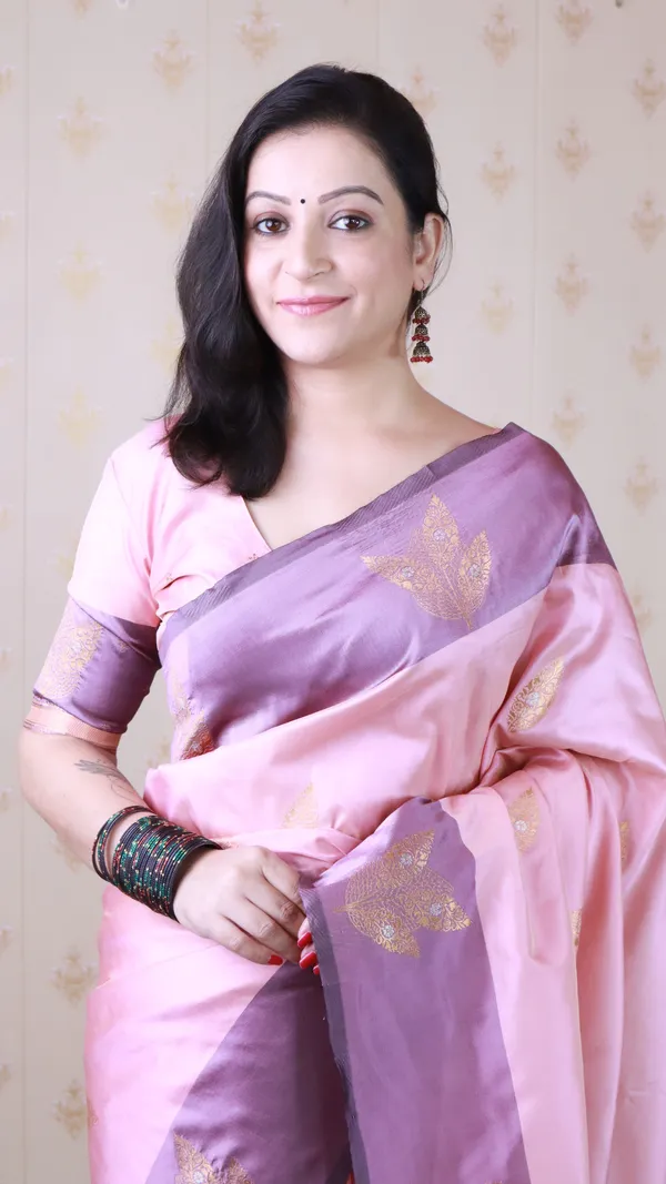 Baby_Pink_Soft_Silk_With_Zig_Zag_Motifs_Saree_With_Blouse_Piece_For_Women_&_Girl
