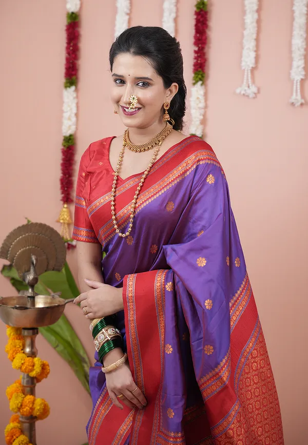 Purple_Soft_Silk_With_Floral_Motifs_Weaved_Saree_With_Blouse_Piece_For_Women_&_Girl