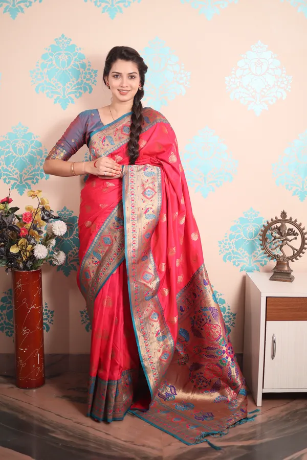Pink_Paithani_Saree_With_Gold_Zari_Peacock_Motifs_Saree_With_Blouse_Piece_For_Women_&_Girl