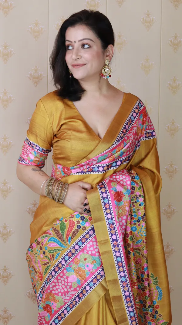 Gold_Tussar_Silk_With_Floral_Prints_Saree_With_Blouse_Piece_For_Women_&_Girl