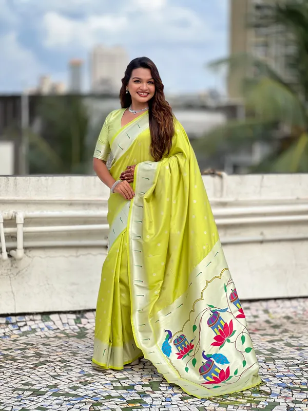Parrot_Green_Paithani_Saree_With_Silver_Zari_Woven_Motifs_Saree_With_Blouse_Piece_For_Women_&_Girl