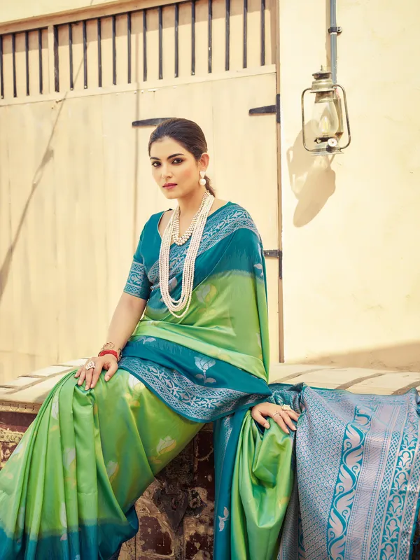 Green_Soft_Silk_For_Women_&_Girls