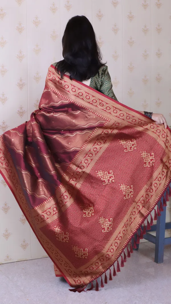 Maroon_Soft_Silk_With_Flower_Meenakari_Motifs_Saree_With_Blouse_Piece_For_Women_&_Girl