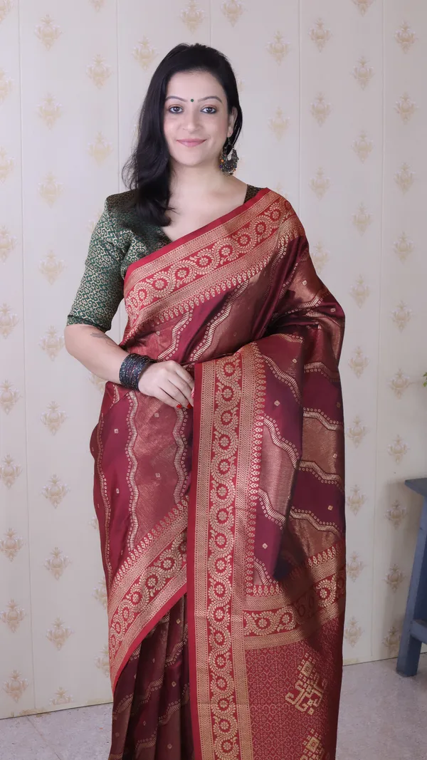 Maroon_Soft_Silk_With_Flower_Meenakari_Motifs_Saree_With_Blouse_Piece_For_Women_&_Girl