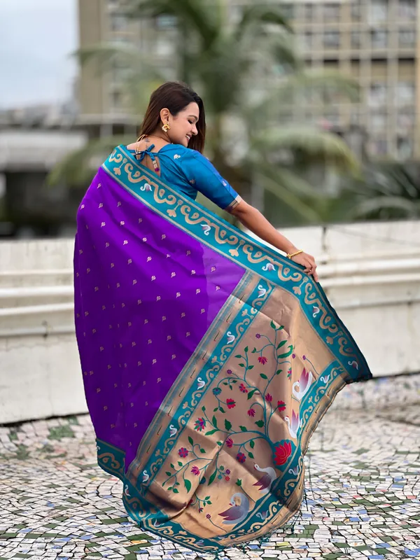 Purple_Paithani_Saree_With_Gold_Zari_Meenakari_Motifs_Saree_With_Blouse_Piece_For_Women_&_Girl