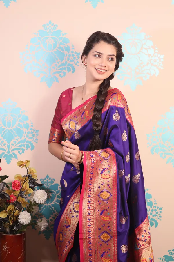 Purple_Paithani_Saree_With_Gold_Zari_Peacock_Motifs_Saree_With_Blouse_Piece_For_Women_&_Girl