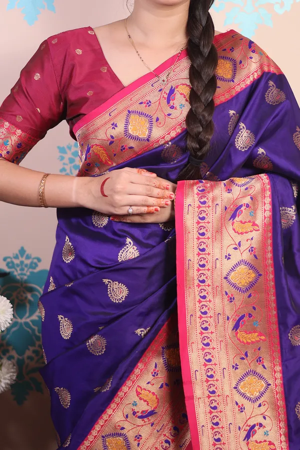 Purple_Paithani_Saree_With_Gold_Zari_Peacock_Motifs_Saree_With_Blouse_Piece_For_Women_&_Girl