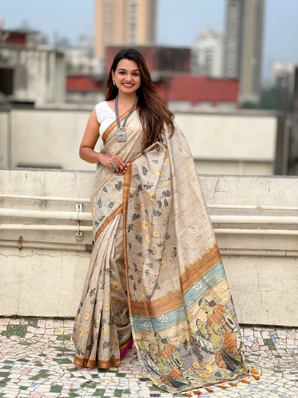 Light_Gold_Premium_Katki_Silk_With_Blouse_Piece_For_Women_&_Girls