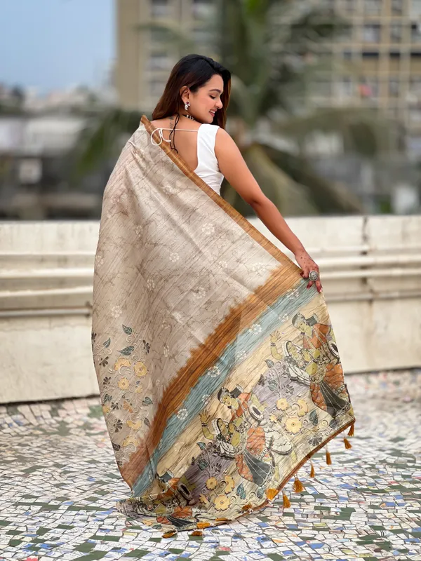 Light_Gold_Premium_Katki_Silk_With_Blouse_Piece_For_Women_&_Girls