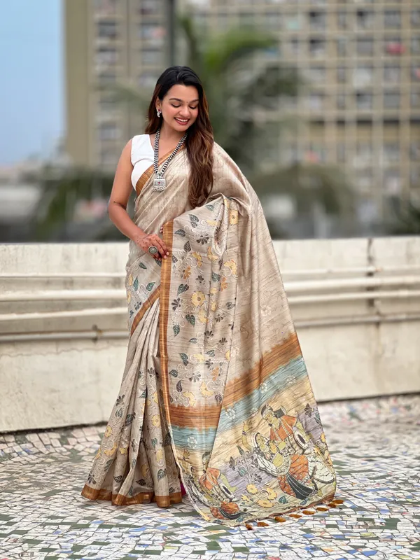 Light_Gold_Premium_Katki_Silk_With_Blouse_Piece_For_Women_&_Girls
