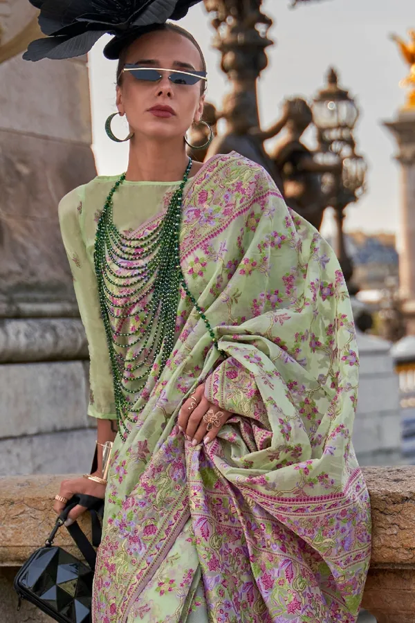 Green_Premium_Organza_Saree_With_Blouse_Piece_For_Women_&_Girls