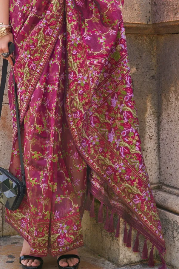 Red_Premium_Organza_Saree_With_Blouse_Piece_For_Women_&_Girls