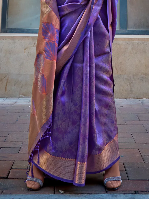 Wine_Purple_Premium_Organza_Saree_With_Blouse_Piece_For_Women_&_Girls