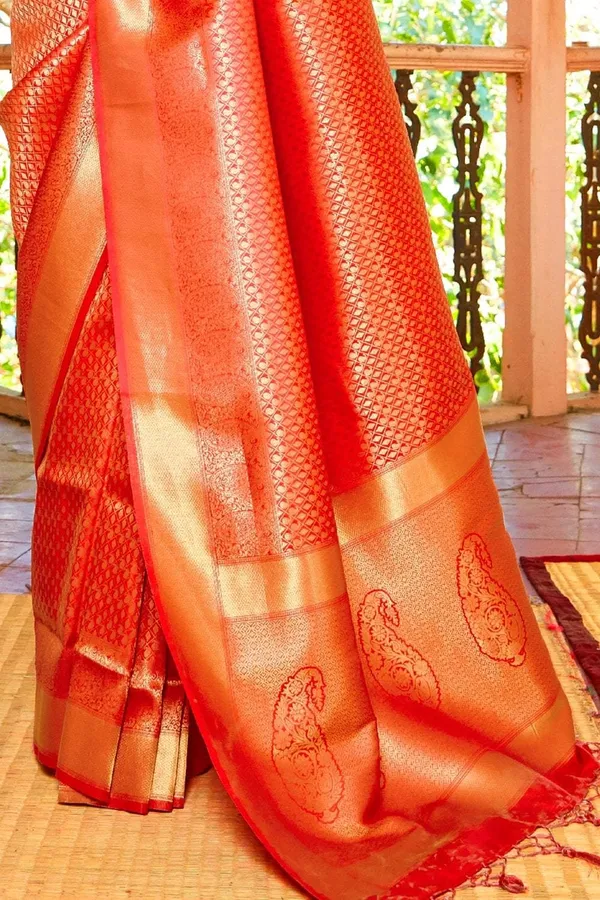 Blaze_Orange_Premium_Kanjivaram_Saree_With_Blouse_Piece_For_Women_&_Girls