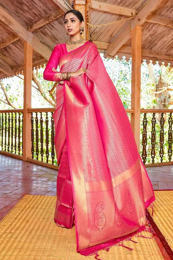 Deep_Pink_Premium_Kanjivaram_Saree_With_Blouse_Piece_For_Women_&_Girls