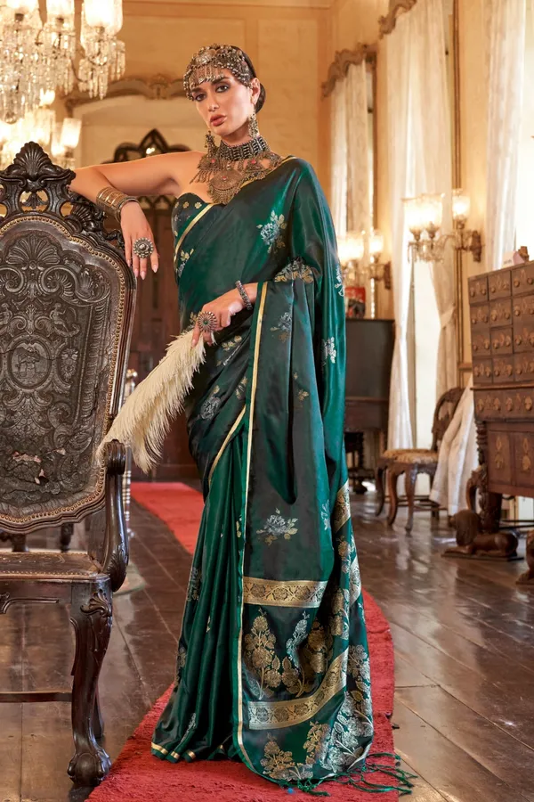 Green_Premium_Handloom_Weaving_Silk_With_Blouse_Piece_For_Women_&_Girls