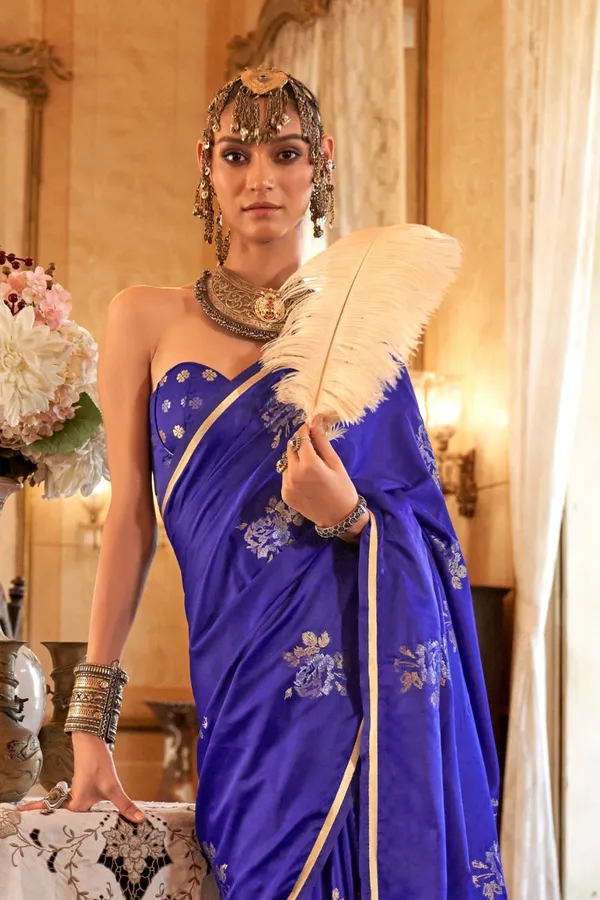 Blue_Premium_Handloom_Weaving_Silk_With_Blouse_Piece_For_Women_&_Girls
