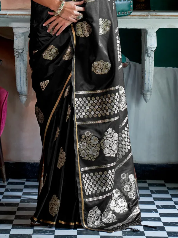 Black_Premium_Satin_Silk_With_Blouse_Piece_For_Women_&_Girls