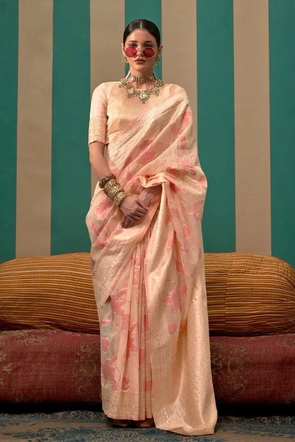 Peach_Pink_Premium_Linen_Saree_With_Blouse_Piece_For_Women_&_Girls