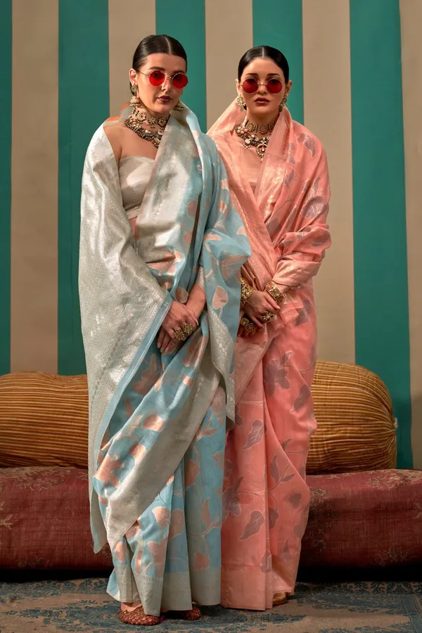 Sky_Blue_Premium_Linen_Saree_With_Blouse_Piece_For_Women_&_Girls