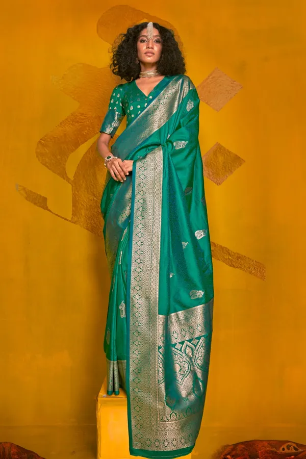 Blue_Premium_Handloom_Weaving_Silk_With_Blouse_Piece_For_Women_&_Girls