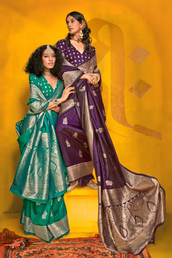 Blue_Premium_Handloom_Weaving_Silk_With_Blouse_Piece_For_Women_&_Girls