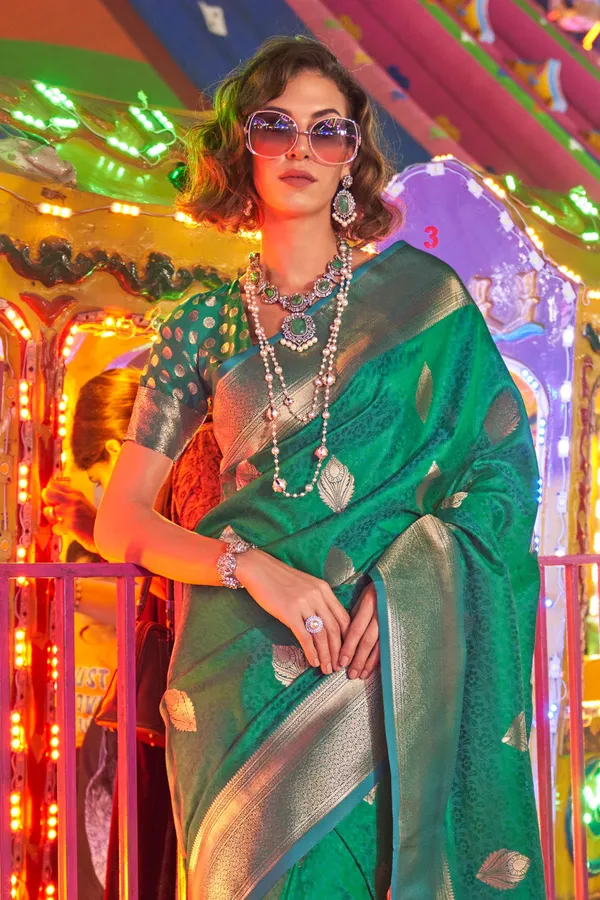 Green_Premium_Banarasi_Art_Silk_With_Blouse_Piece_For_Women_&_Girls