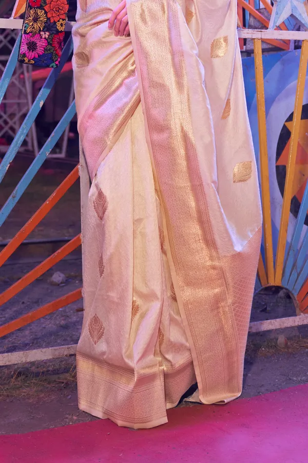 Cream_Premium_Banarasi_Art_Silk_With_Blouse_Piece_For_Women_&_Girls