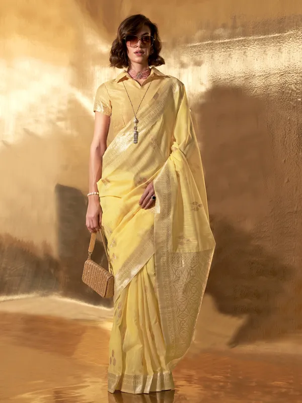 Yellow_Premium_Linen_Saree_With_Blouse_Piece_For_Women_&_Girls