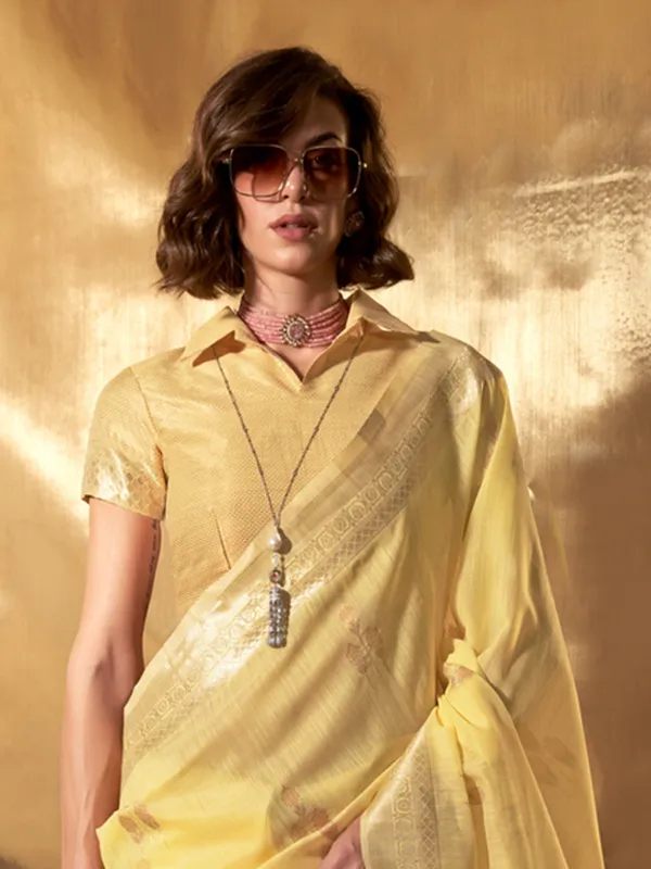 Yellow_Premium_Linen_Saree_With_Blouse_Piece_For_Women_&_Girls