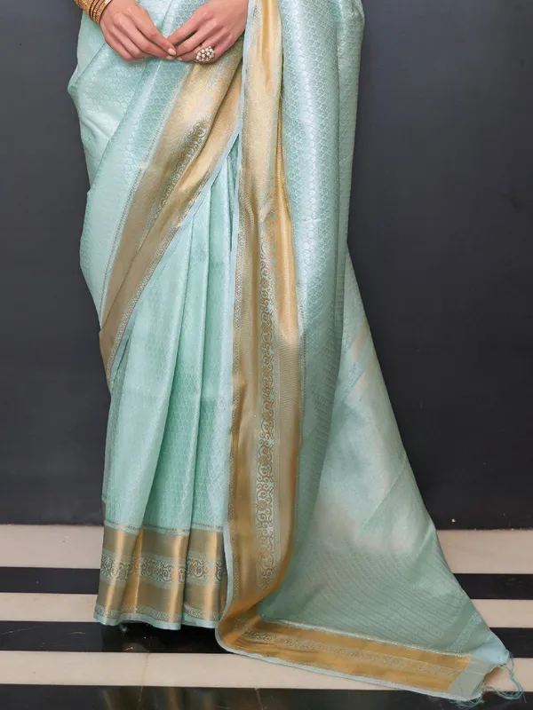 Green_Premium_Kanjeevaram_Saree_With_Blouse_Piece_For_Women_&_Girls
