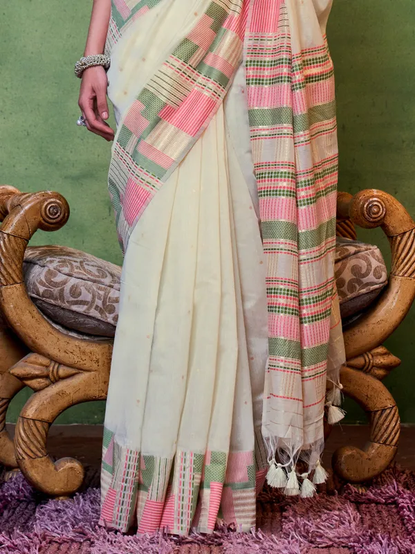 Cream_Premium_Silk_With_Blouse_Piece_For_Women_&_Girls