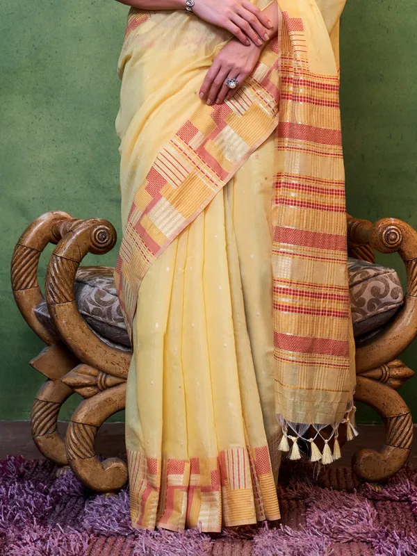 Yellow_Premium_Silk_With_Blouse_Piece_For_Women_&_Girls