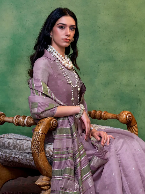 Burgundy_Premium_Silk_With_Blouse_Piece_For_Women_&_Girls