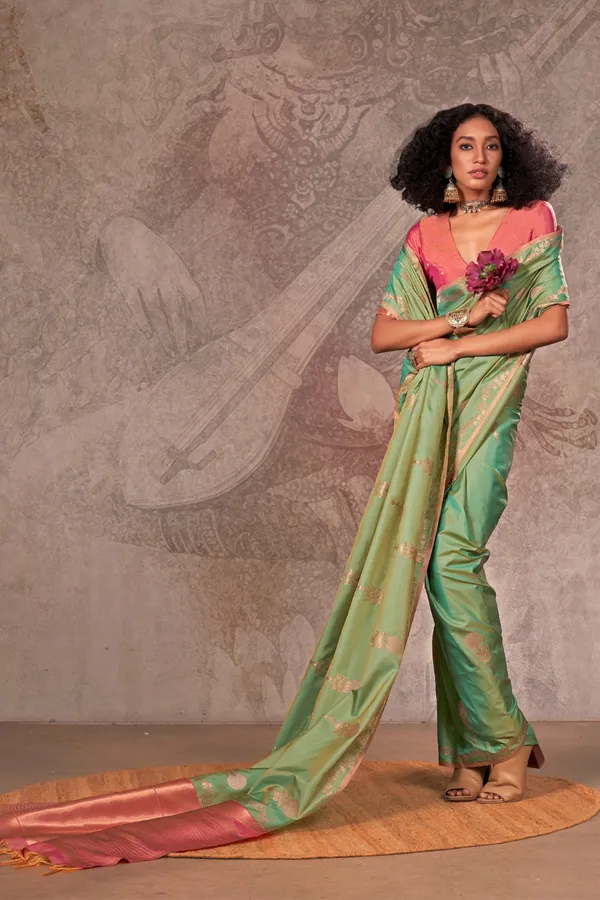 Green_Premium_Handloom_Weaving_Silk_With_Blouse_Piece_For_Women_&_Girls