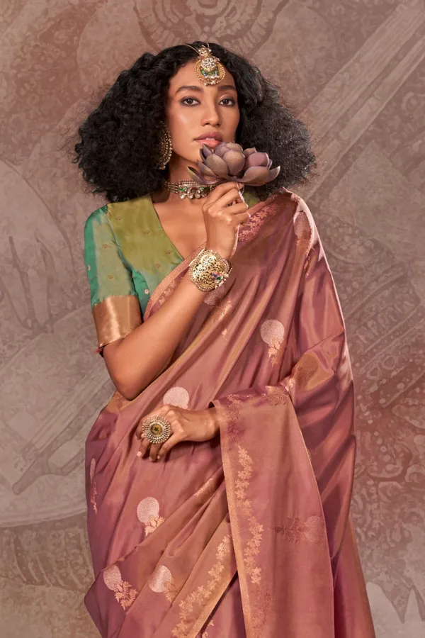 Mauve_Premium_Handloom_Weaving_Silk_With_Blouse_Piece_For_Women_&_Girls
