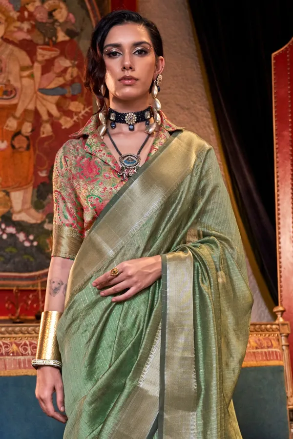 Green_Premium_Moss_Chiffon_Saree_With_Blouse_Piece_For_Women_&_Girls