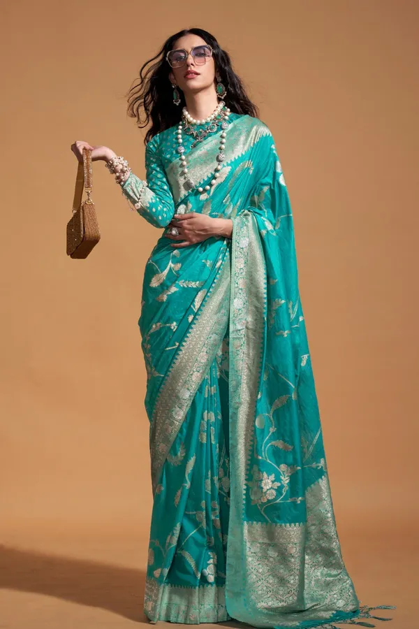 Sky_Blue_Premium_Georgette_Saree_With_Blouse_Piece_For_Women_&_Girls