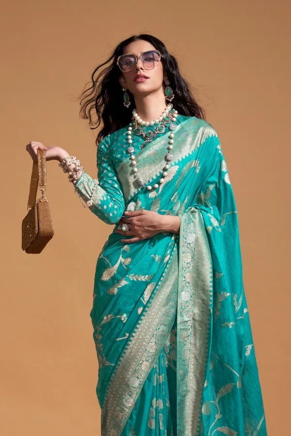 Sky_Blue_Premium_Georgette_Saree_With_Blouse_Piece_For_Women_&_Girls
