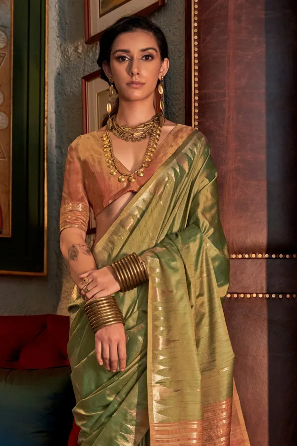 Golden_Premium_Tussar_Silk_With_Blouse_Piece_For_Women_&_Girls