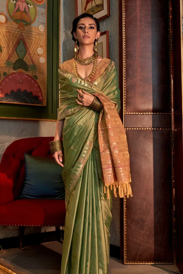 Golden_Premium_Tussar_Silk_With_Blouse_Piece_For_Women_&_Girls